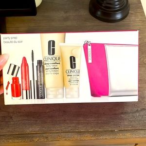 Clinique party prep box set w/ make up bag